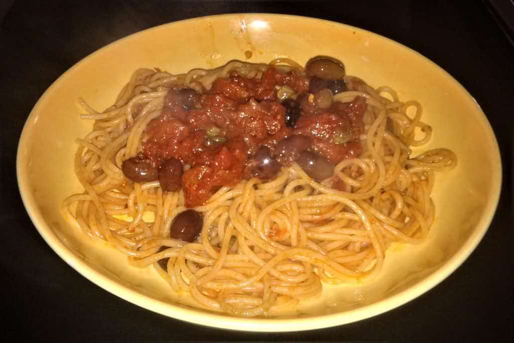 spaghetti alla puttaniera ricetta