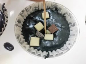 muffin al cioccolato con gocce di cioccolato
